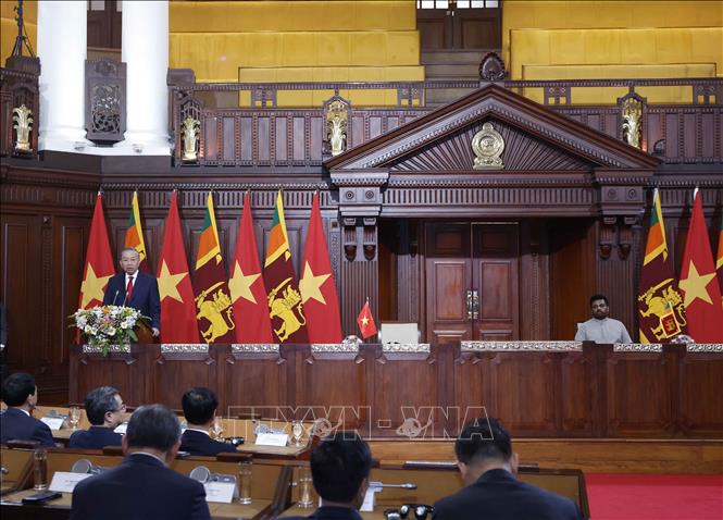 Tổng Bí thư, Chủ tịch nước Tô Lâm phát biểu tại buổi gặp gỡ báo chí nhân chuyến thăm cấp Nhà nước Sri Lanka. Ảnh: Thống Nhất – TTXVN
