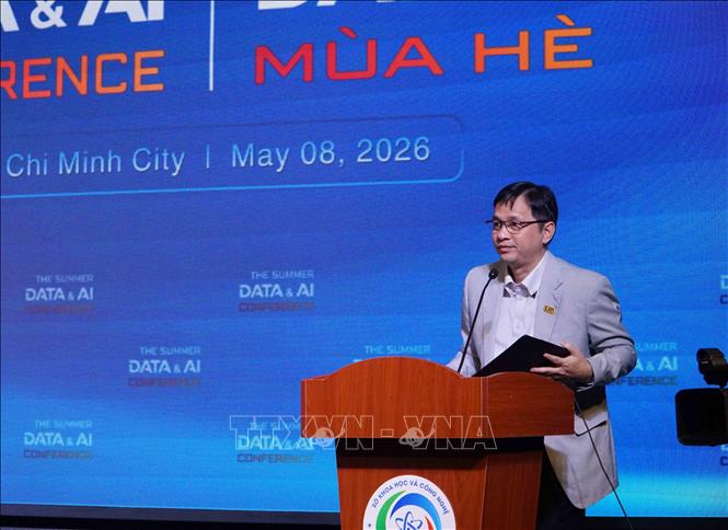 Ông Lâm Nguyễn Hải Long, Chủ tịch Hội Tin học Thành phố Hồ Chí Minh, phát biểu khai mạc Diễn đàn. Ảnh: Thu Hoài - TTXVN