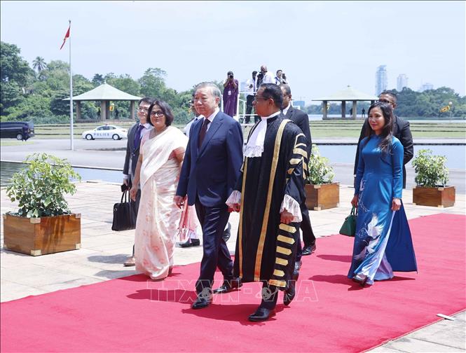 Tổng Bí thư, Chủ tịch nước Tô Lâm đến dự và phát biểu tại Quốc hội Sri Lanka. Ảnh: Thống Nhất – TTXVN 