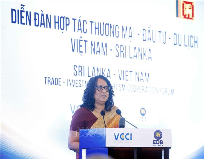 Thủ tướng Sri Lanka Harini Amarasuriya phát biểu. Ảnh: Thống Nhất – TTXVN 
