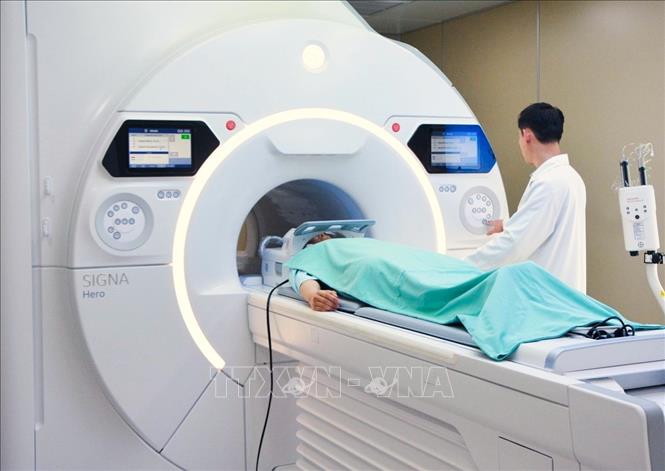 Các đơn vị y tế trang bị hệ thống máy móc hiện đại, phục vụ chuyển đổi số ngành Y tế. Ảnh: Ánh Tuyết - TTXVN