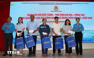 Công nhân lao động Thành phố Hồ Chí Minh phát huy tinh thần vượt khó vươn lên