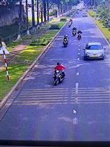 Xử lý nghiêm nam thanh niên lạng lách, đánh võng từ phản ánh trên mạng xã hội