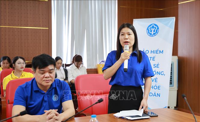 Bà Nông Thị Thùy, Phó Giám đốc Bảo hiểm xã hội tỉnh Thái Nguyên phát biểu tại chương trình.