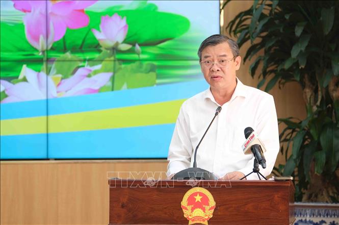 Chủ tịch UBND thành phố Cần Thơ Trương Cảnh Tuyên phát biểu tại Hội nghị. Ảnh: Thanh Liêm - TTXVN