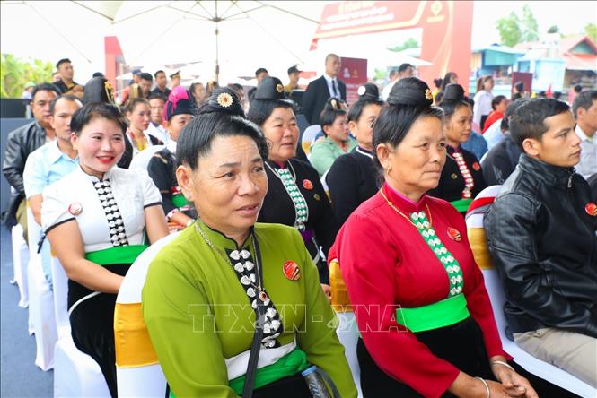 Đông đảo người dân dự Lễ động thổ Dự án Tổ hợp cáp treo kết hợp Du lịch văn hóa lịch sử Điện Biên Phủ tại xã Mường Phăng, tỉnh Điện Biên. Ảnh: Xuân Tư - TTXVN