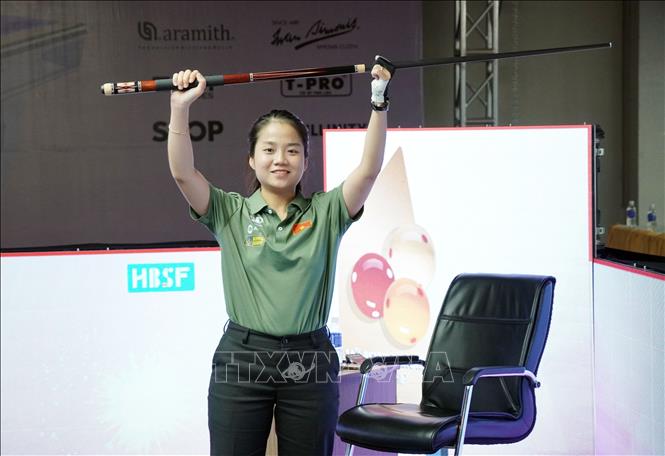 Cơ thủ Nguyễn Đức Yến đăng quang vô địch nội dung carom 3 băng nữ tại Giải Billiards vô địch Carom châu Á 2026. Ảnh: Trung Tuyến - TTXVN
