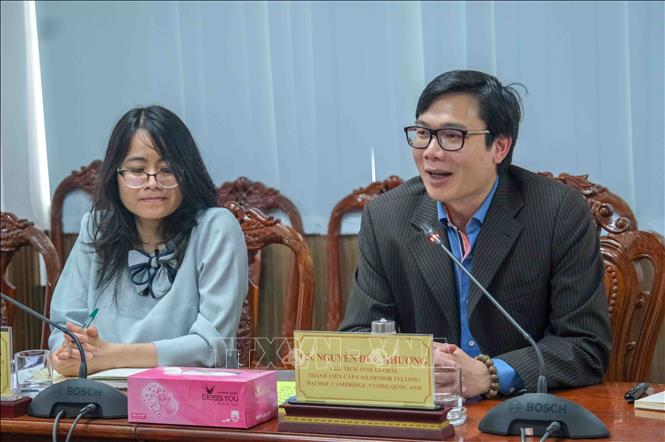 GS.TS Nguyễn Đức Khương, Chủ tịch AVSE Global, thành viên cấp cao Đại học Cambridge, Vương quốc Anh phát biểu tại buổi làm việc. Ảnh: Thanh Liêm - TTXVN