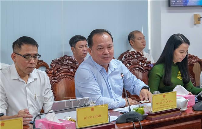 Phó Chủ tịch UBND thành phố Cần Thơ Nguyễn Văn Hòa phát biểu tại buổi làm việc. Ảnh: Thanh Liêm - TTXVN