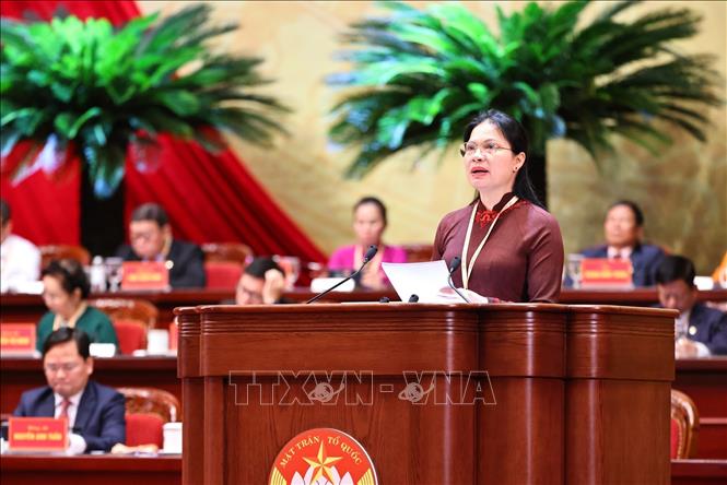 Đồng chí Hà Thị Nga, Ủy viên Trung ương Đảng, Phó Chủ tịch - Tổng Thư ký Ủy ban Trung ương MTTQ Việt Nam phát biểu. Ảnh: Minh Đức - TTXVN

