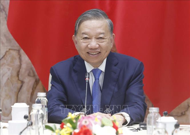 Tổng Bí thư, Chủ tịch nước Tô Lâm điện đàm trực tuyến với Tổng thống Liên bang Thụy Sĩ  Guy Parmelin. Ảnh: Thống Nhất – TTXVN
