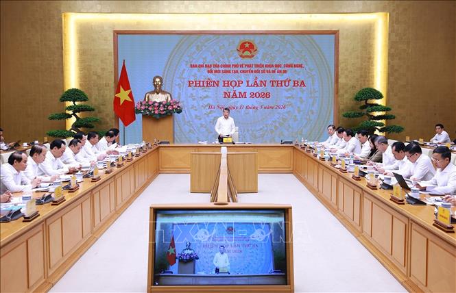PM demands breakthrough tech results, warns against superficial action ...