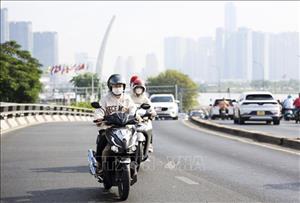 Thời tiết ngày 12/5: Bắc Bộ mưa dông, Nam Bộ nắng nóng gay gắt