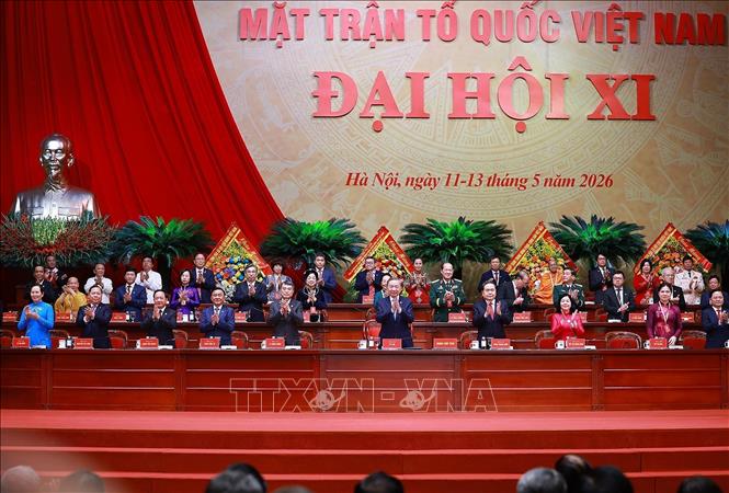 Đoàn Chủ tịch điều hành Phiên khai mạc trọng thể Đại hội XI Mặt trận Tổ quốc Việt Nam. Ảnh: Dương Giang – TTXVN