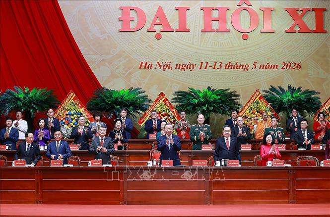 Đoàn Chủ tịch điều hành Phiên khai mạc trọng thể Đại hội XI Mặt trận Tổ quốc Việt Nam. Ảnh: Dương Giang – TTXVN