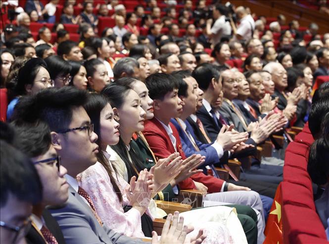 Các đại biểu tham dự phiên khai mạc trọng thể Đại hội đại biểu Mặt trận Tổ quốc Việt Nam lần thứ XI. Ảnh: Thống Nhất - TTXVN