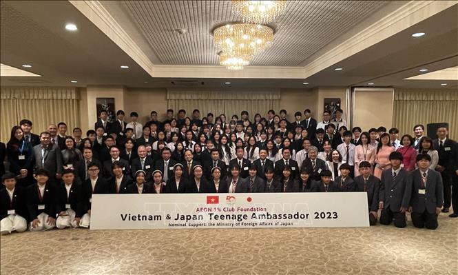 Giao lưu học sinh trung học phổ thông (THPT) giữa Việt Nam và Nhật Bản với tên gọi “Đại sứ thanh thiếu niên 2023”, nhân kỷ niệm 50 năm thiết lập quan hệ ngoại giao Việt Nam-Nhật Bản. Ảnh: Phạm Tuân - TTXVN