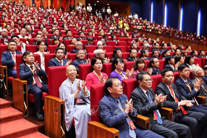 Delegates attend the opening session. VNA Photo