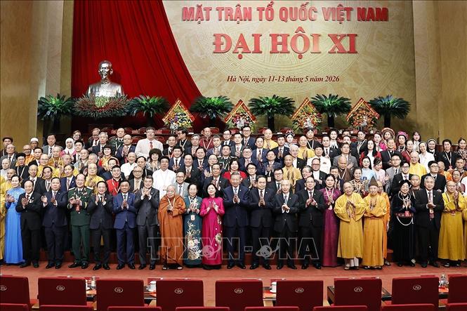 Tổng Bí thư, Chủ tịch nước Tô Lâm và lãnh đạo Đảng, Nhà nước chụp ảnh chung với đại biểu. Ảnh: Doãn Tấn - TTXVN