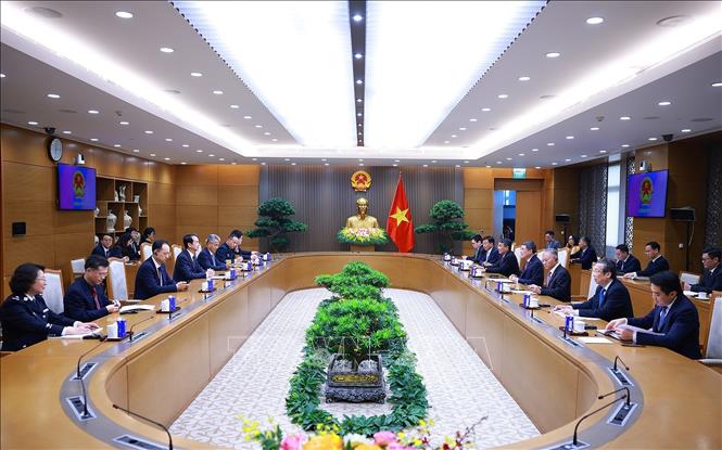 Thủ tướng Lê Minh Hưng tiếp ông Hà Vĩ, Đại sứ Trung Quốc tại Việt Nam. Ảnh: Dương Giang – TTXVN
