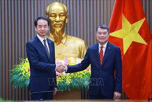 Thủ tướng Lê Minh Hưng tiếp Đại sứ Trung Quốc Hà Vĩ