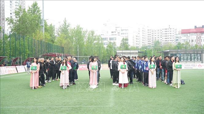 Các đội bóng tham gia giải. Ảnh: Trần Hải - PV TTXVN tại Nga