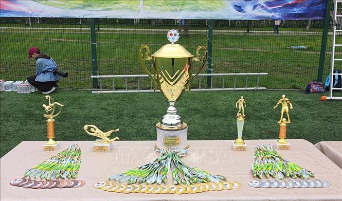 Giải thưởng được trưng bày trong Lễ khai mạc Giải bóng đá Lão tướng Moskva năm 2026. Ảnh: Trần Hải - PV TTXVN tại Nga