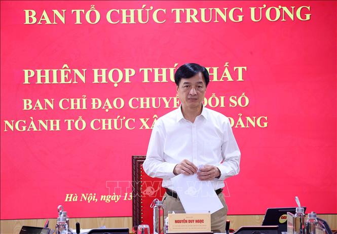 Ủy viên Bộ Chính trị, Bí thư Trung ương Đảng, Trưởng Ban Tổ chức Trung ương Nguyễn Duy Ngọc, Trưởng Ban Chỉ đạo chuyển đổi số ngành Tổ chức xây dựng Đảng phát biểu chỉ đạo. Ảnh: Văn Điệp – TTXVN