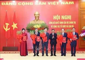 Kết luận của Bộ Chính trị về điều chỉnh phân cấp quản lý cán bộ và danh mục chức danh lãnh đạo 5 cơ quan Trung ương