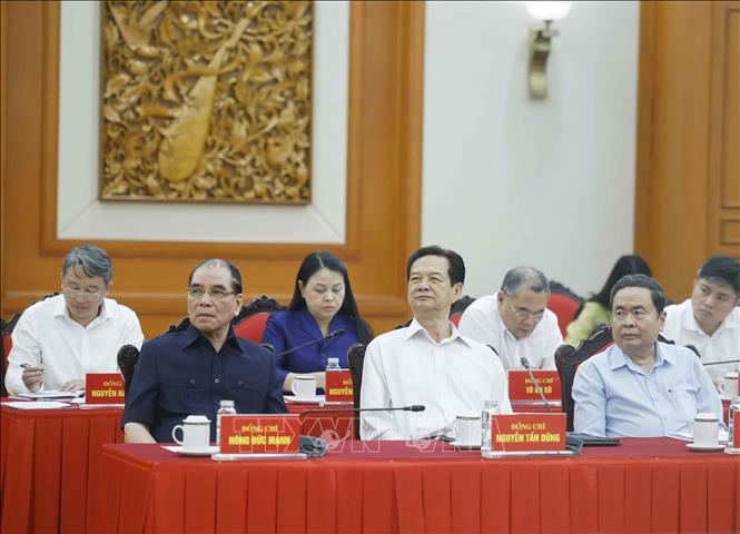 Các đồng chí nguyên lãnh đạo Đảng, Nhà nước tham dự. Ảnh: Thống Nhất – TTXVN