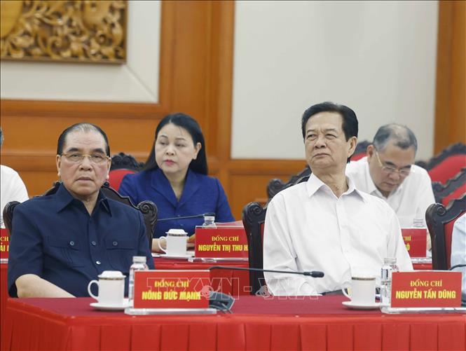 Các đồng chí nguyên lãnh đạo Đảng, Nhà nước tham dự. Ảnh: Thống Nhất – TTXVN