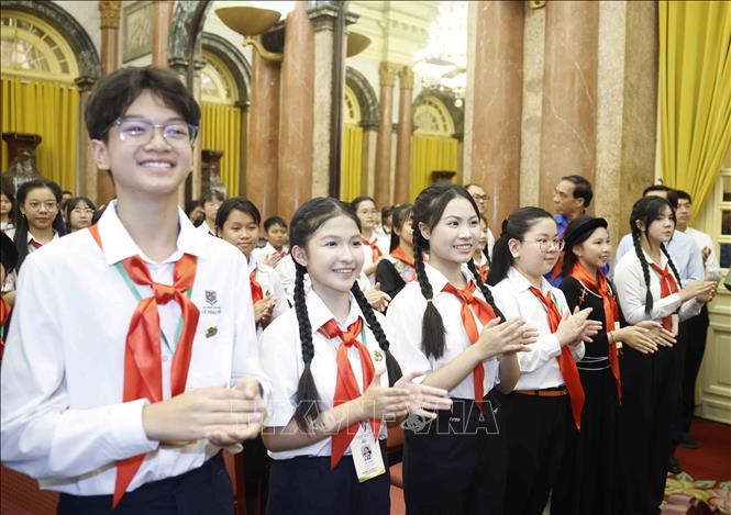Các Đội viên tiêu biểu toàn quốc tại cuộc gặp mặt. Ảnh: Thống Nhất – TTXVN