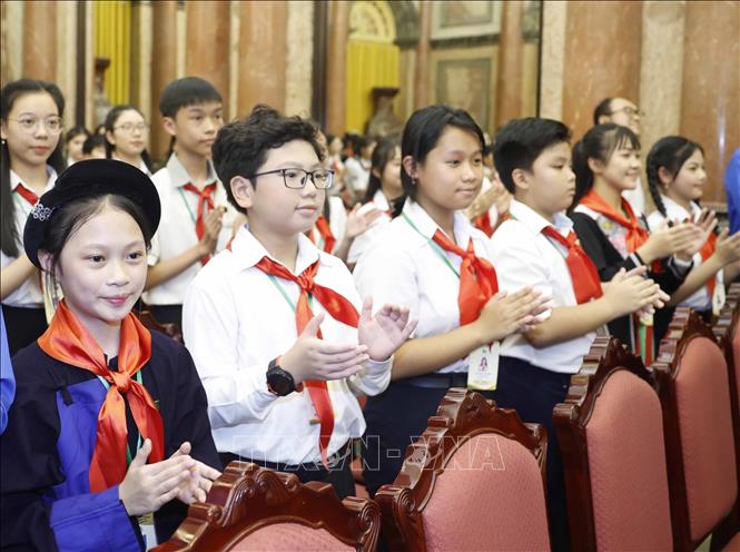 Các Đội viên tiêu biểu toàn quốc tại cuộc gặp mặt. Ảnh: Thống Nhất – TTXVN