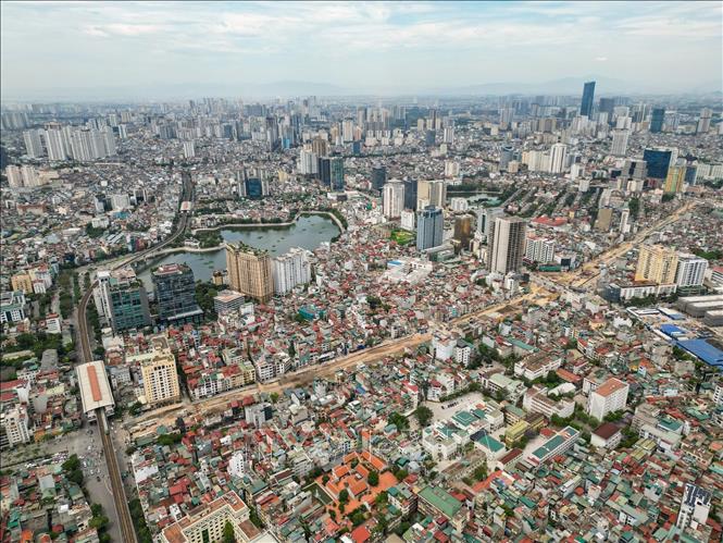 Dự án Vành đai 1 đoạn Hoàng Cầu – Voi Phục (Hà Nội) có chiều dài 2,27km, rộng 50m, đi qua nhiều trục giao thông quan trọng của Thủ đô, được kỳ vọng góp phần giảm ùn tắc, hoàn thiện hạ tầng giao thông khu vực nội đô. Ảnh: Lê Đông - TTXVN