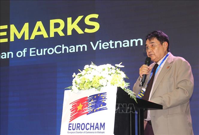 Ông Jean Jacques Bouflet, Phó Chủ tịch phụ trách vận động chính sách, Hiệp hội Doanh nghiệp châu Âu tại Việt Nam phát biểu tại Diễn đàn. Ảnh: Mỹ Phương – TTXVN 