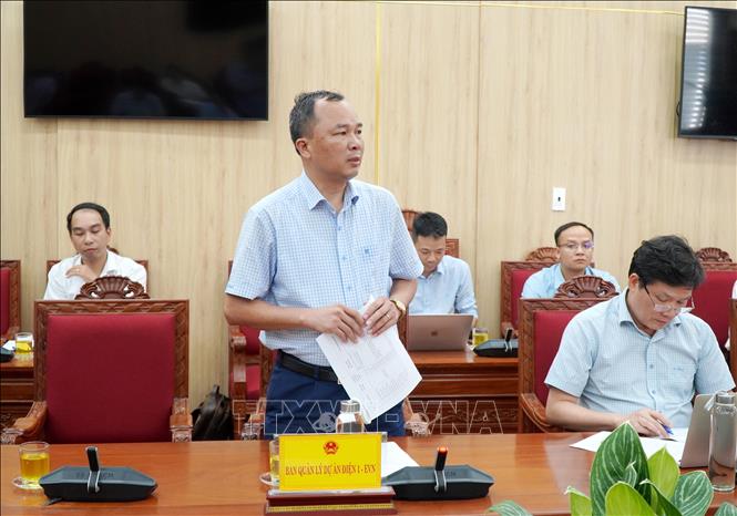                                Ông Đỗ Quang Khải, Phó giám đốc Ban quản lý Dự án Điện 1, Tập đoàn Điện lực Việt Nam (EVN) phát biểu. Ảnh: Lê Phước Ngọc-TTXVN