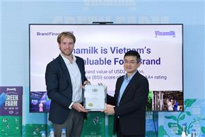 Người tiêu dùng ngày càng khắt khe, buộc ngành sữa Việt phải nâng chuẩn