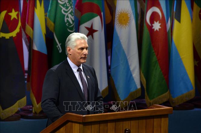 Chủ tịch Cuba Miguel Diaz-Canel phát biểu tại một hội nghị ở Havana. Ảnh: THX/TTXVN
