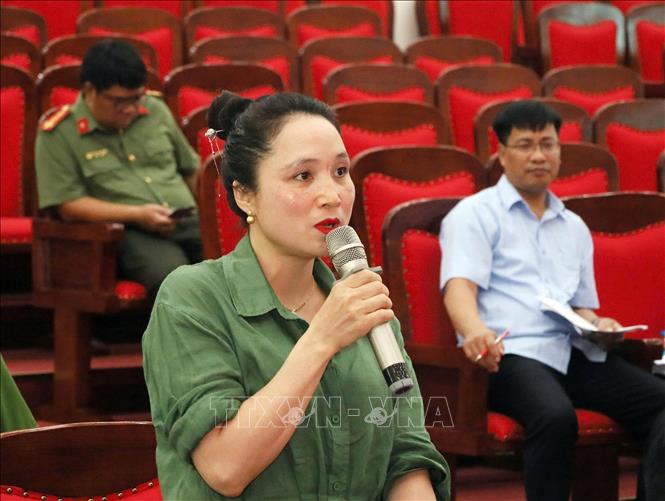 Bí thư Đảng ủy xã Liêm Hà Phạm Thị Thủy phát biểu tại hội nghị. Ảnh: Thanh Tuấn - TTXVN