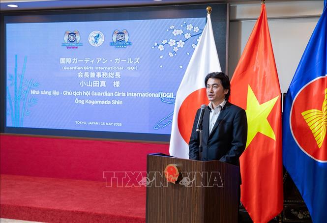 Founder and President of GGI Koyamada Shin speaks at the event. VNA Photo: Xuân Giao 