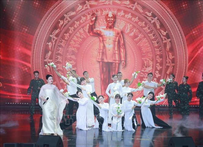 Chương trình nghệ thuật chào mừng. Ảnh: Trọng Đức - TTXVN