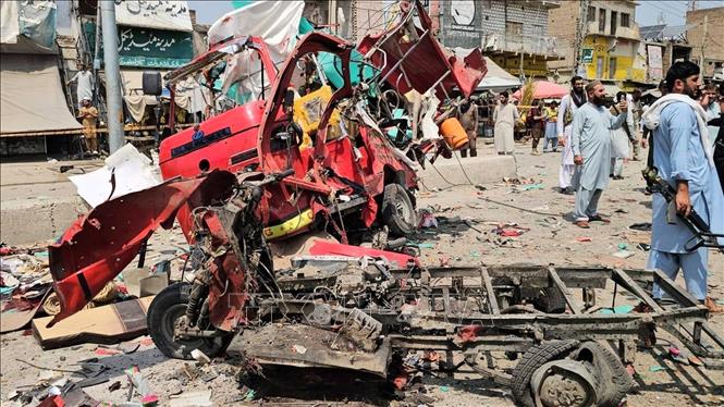Hiện trường vụ nổ tại tỉnh Khyber Pakhtunkhwa, Pakistan ngày 12/5/2026. Ảnh: THX/TTXVN