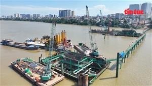 Tăng tốc thi công cầu Trần Hưng Đạo trước mùa mưa