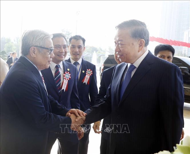 Tổng Bí thư, Chủ tịch nước Tô Lâm đến dự Lễ kỷ niệm 120 năm Ngày truyền thống Đại học Quốc gia Hà Nội. Ảnh: Thống Nhất – TTXVN