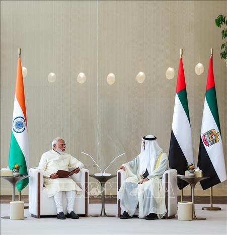 Thủ tướng Ấn Độ Narendra Modi (trái) trong cuộc hội đàm với Tổng thống Các Tiểu vương quốc Arập Thống nhất Sheikh Mohamed bin Zayed Al Nahyan tại Abu Dhabi, ngày 15/5/2026. Ảnh: ANI/TTXVN