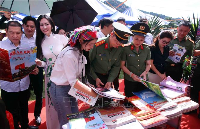 Ngày hội báo chí, truyền thông CAND hướng về cơ sở 