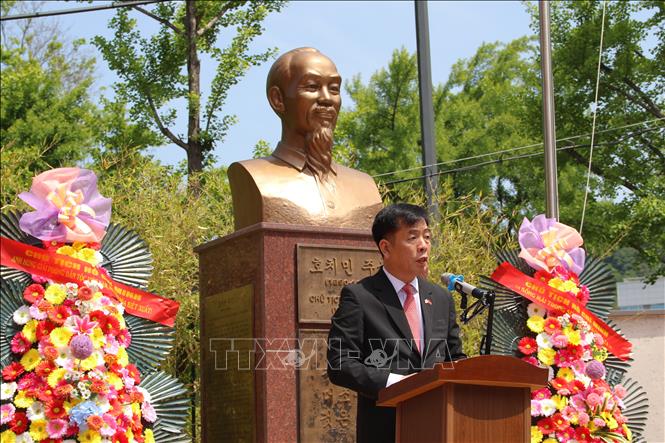 Đại sứ Vũ Hồ phát biểu tại buổi lễ. Ảnh: Trường Giang – P/v TTXVN tại Hàn Quốc