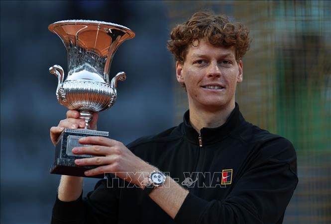 Phút đăng quang vô địch Rome Masters của tay vợt Jannik Sinner ở Rome, Italy ngày 17/5/2026. Ảnh: THX/TTXVN