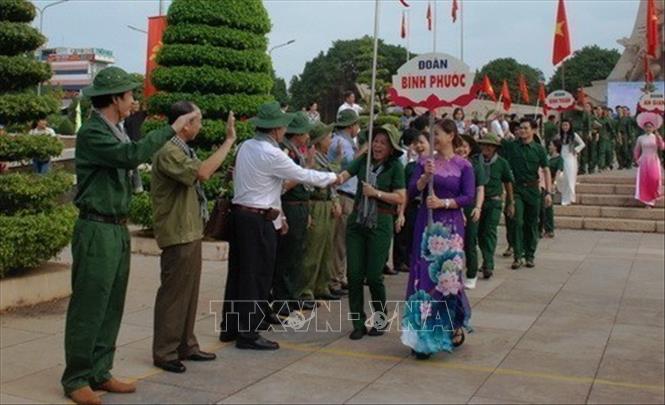 Ngày 11/5/2019, tại Tượng đài chiếng thắng Đồng Xoài (thành phố Đồng Xoài), Bộ Văn hóa, Thể thao và Du lịch phối hợp với UBND tỉnh Bình Phước tổ chức Lễ xuất quân Liên hoan Tuyên truyền lưu động toàn quốc với chủ đề “Trường Sơn - Con đường huyền thoại”, nhân kỷ niệm 60 năm Ngày mở đường Hồ Chí Minh - Ngày truyền thống Bộ đội Trường Sơn (19/5/1959 - 19/5/2019). Ảnh: K GỬIH - TTXVN