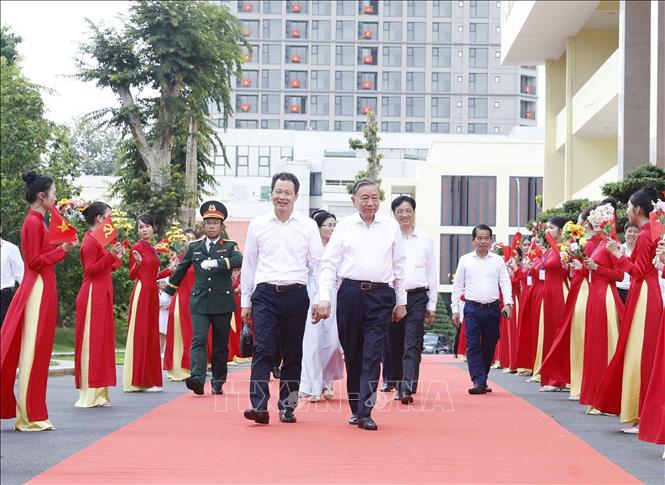 Tổng Bí thư, Chủ tịch nước Tô Lâm và Đoàn công tác của Trung ương đến làm việc với Ban Thường vụ Thành ủy Đồng Nai. Ảnh: Thống Nhất – TTXVN